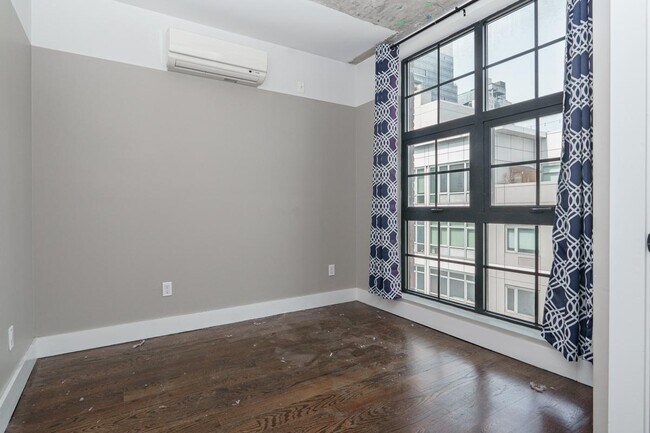 Building Photo - 187 Kent Ave