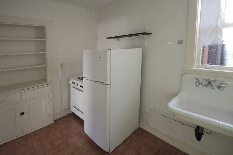 Building Photo - 318 Whitney Ave