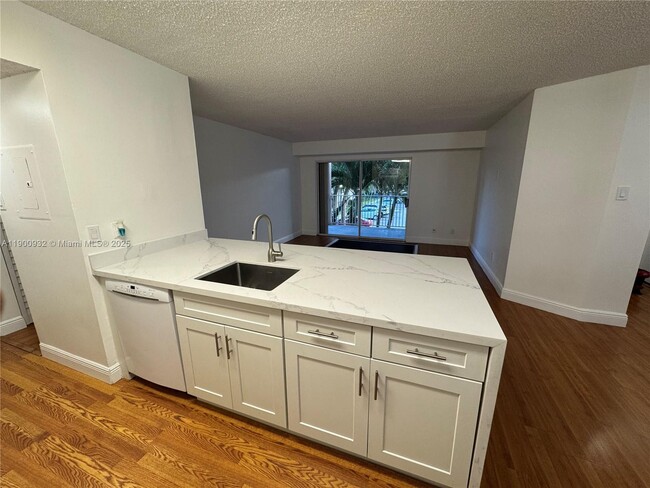 Building Photo - 10421 SW 157th Pl