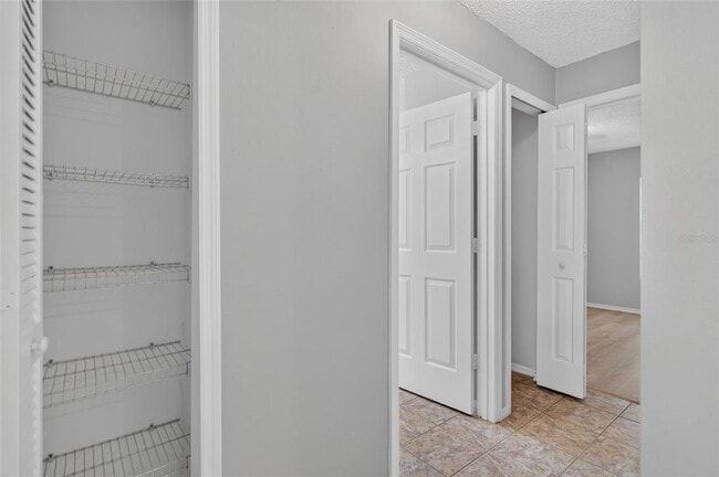 Building Photo - 1053 Sugarberry Trail