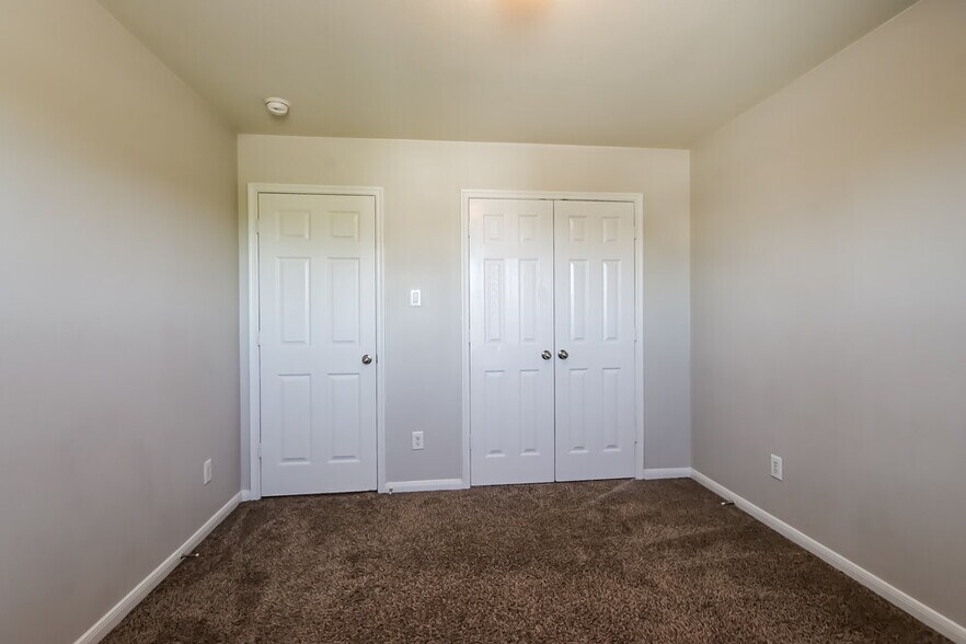 Building Photo - 3355 Allington Ct