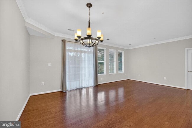 Building Photo - 44063 Vaira Terrace