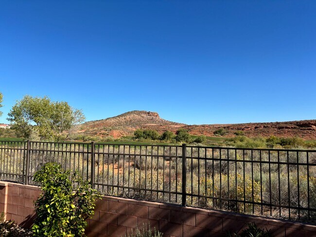 Building Photo - Short term lease! Coral Canyon on Golf Course with POOL- FURNISHED & PARTIALLY FURISNHED OPTION