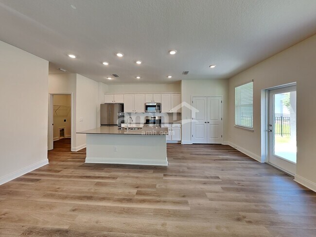 Building Photo - 1084 Grafton Ridge Dr