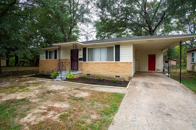 Building Photo - 3224 Wynne St