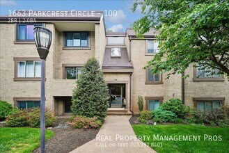 Building Photo - 1663 Parkcrest Cir