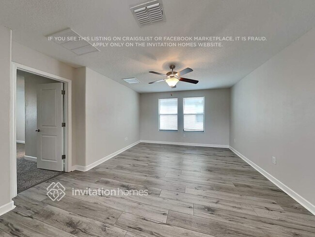 Building Photo - 28432 Pleasant Bay Lp