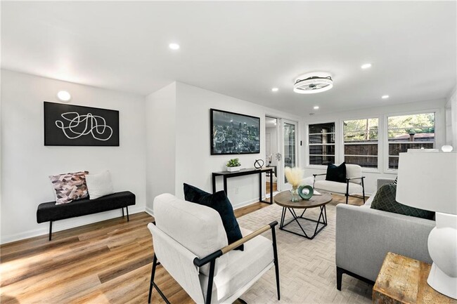 Building Photo - 1797 Willis Mill Rd SW