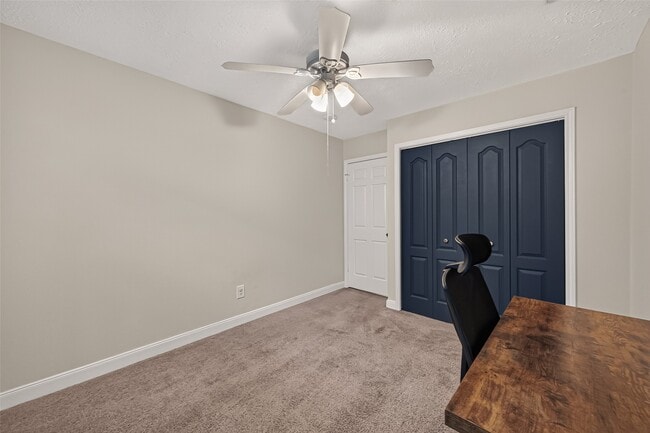 Building Photo - 22939 Indian Ridge Dr