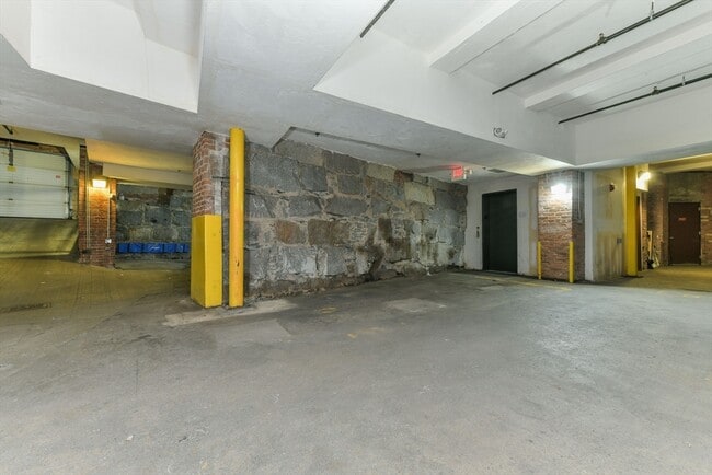 Building Photo - 244 Brighton Ave