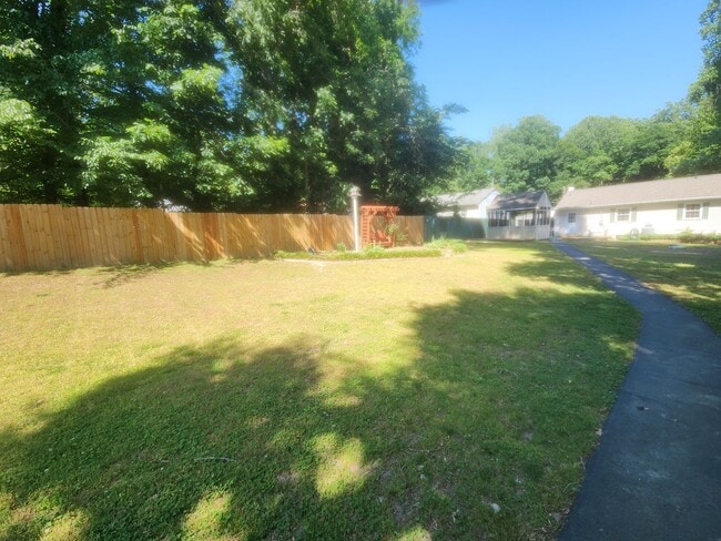 Building Photo - 2 Bedroom 1 Bath Rancher with Incredible Yard & Bonus Spaces