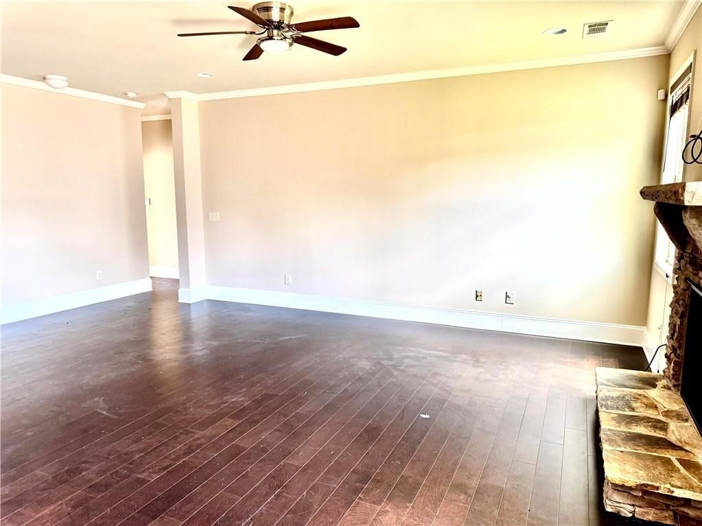 Building Photo - 3415 Pointe Vecchio Cir