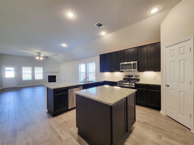 Building Photo - 8310 Cape Martin Ln