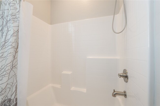 Building Photo - 184 Pace Ave