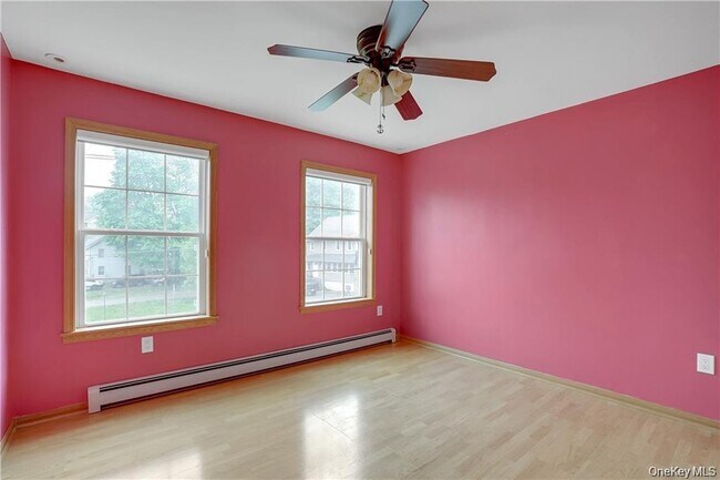 Building Photo - 1 Tomkins Ave