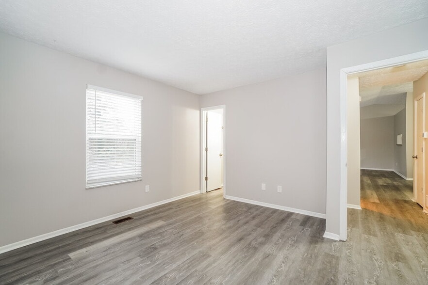 Building Photo - 5769 Sundial Dr