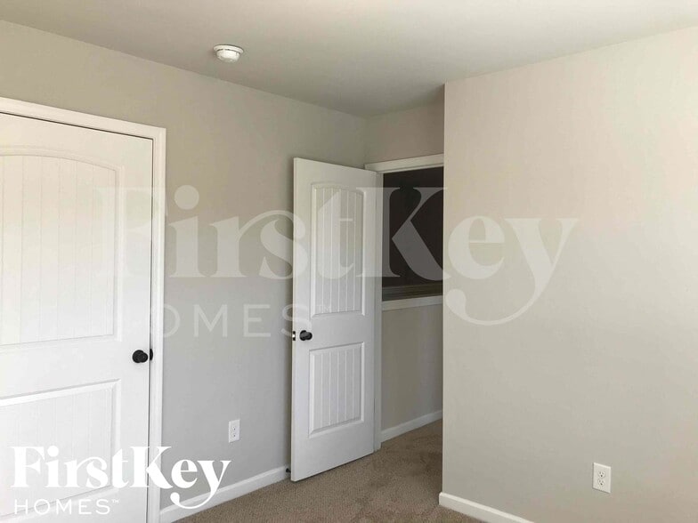 Building Photo - 5458 Union Hill Ct