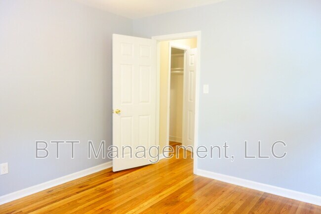 Building Photo - 8401 Flower Ave