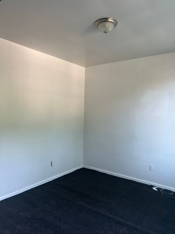 Building Photo - 1580 Electric Ave
