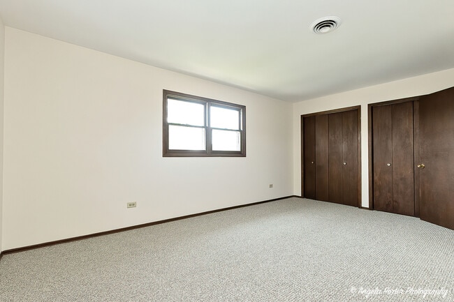 Building Photo - 522 North Ave