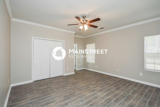 Building Photo - 4 Bedroom Pet-Friendly Home in COVINGTON, ...