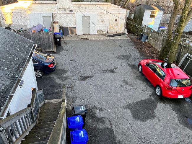 Building Photo - 45 Lincoln St