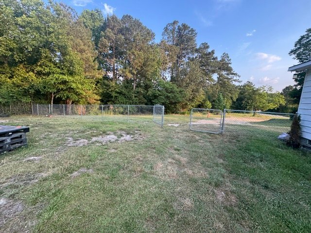 Building Photo - 3940 Sandclay Rd