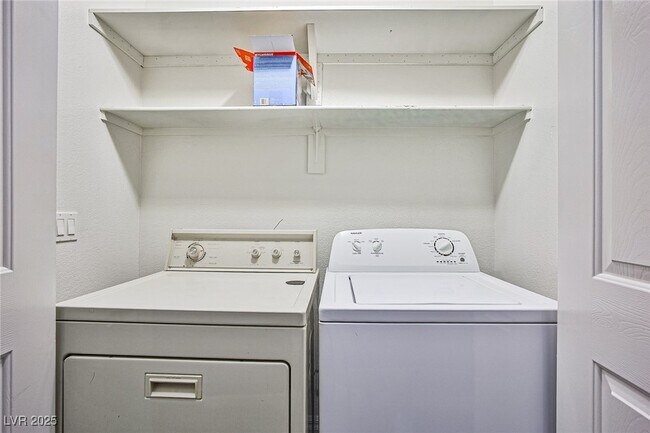 Building Photo - 9351 W Snow Flower Ave