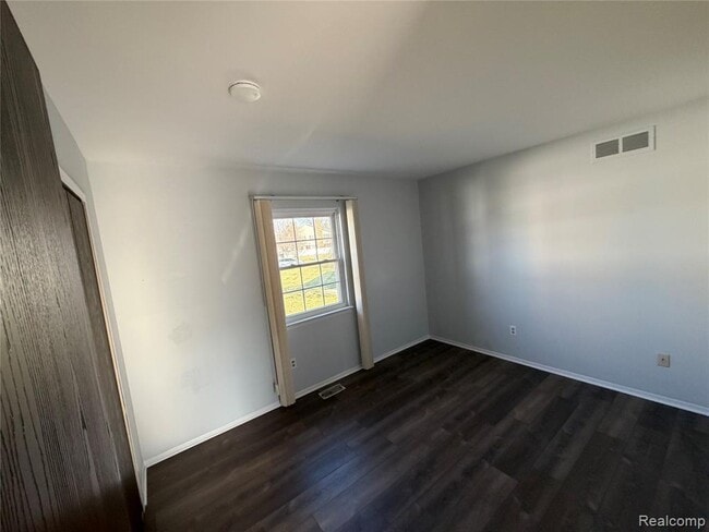 Building Photo - 20923 W Glen Haven Cir