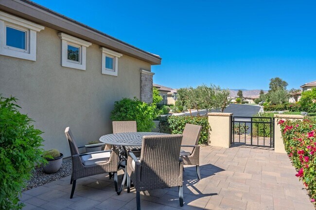 Building Photo - 51270 N Two Palms Way