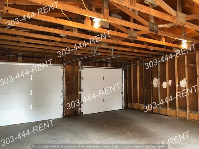 Building Photo - Rare Opportunity to Rent a 4 Bedroom!