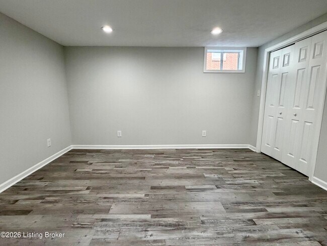 Building Photo - 5710 Barrett Ln