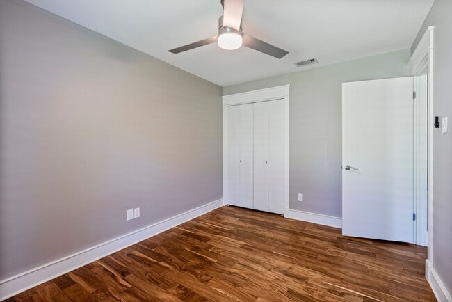 Building Photo - Beautiful 4 bedroom, 2.5 bathroom home in North Austin!!!