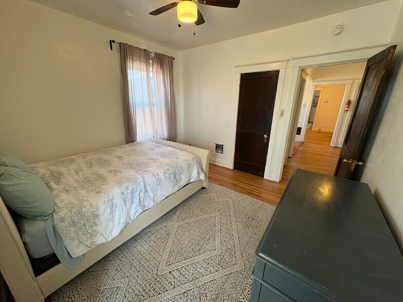 Building Photo - 2107 Maury Ave