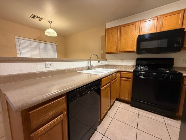 Building Photo - 125 S 56th St