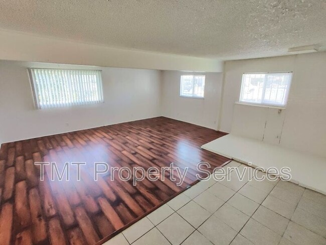 Building Photo - 6129 Leola Way