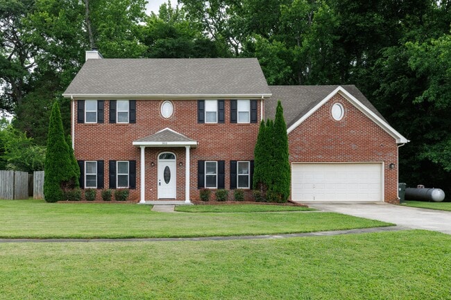 Primary Photo - 303 Early Harvest Ct