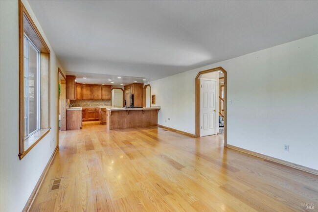 Building Photo - 20 Rosedale Rd