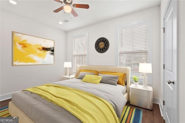 Building Photo - 195 W Lake Ave NW