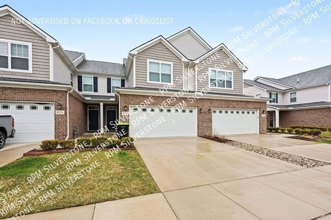 Building Photo - 8727 Pioneer St