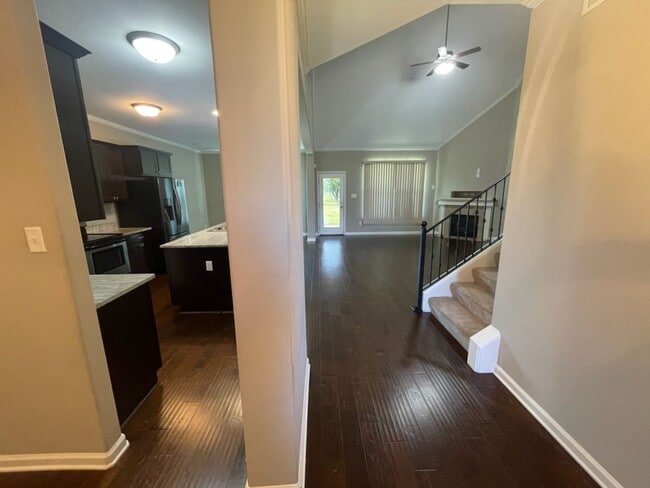 Building Photo - Centerhill Schools, beautiful corner lot w...