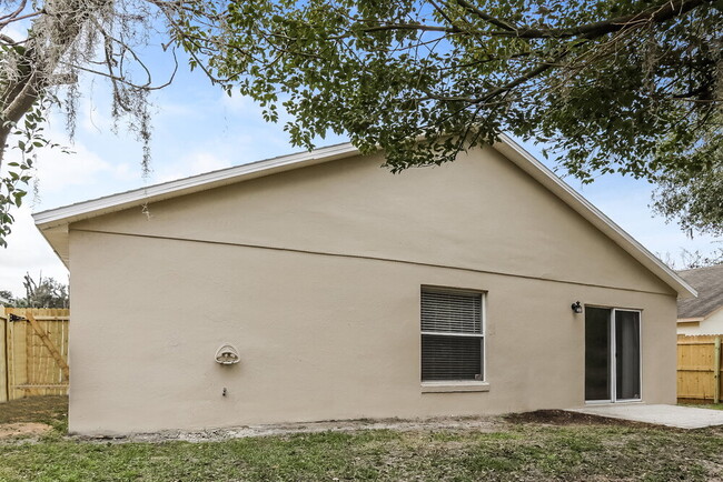 Building Photo - 645 Whitetail Loop