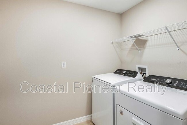 Building Photo - 12831 Canter Call Rd