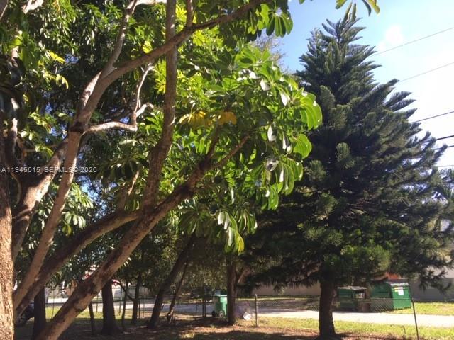 Building Photo - 18202 NE 25th Pl