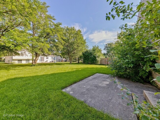 Building Photo - 601 Willington Dr