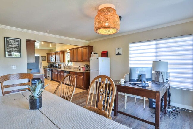 Building Photo - *** OPEN HOUSE *** Join us April 5th (Sunday) from 1:00 PM – 5:00 PM Furnished Bedroom(s) for Ren...