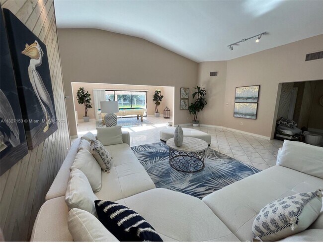 Building Photo - 900 Belle Meade Island Dr