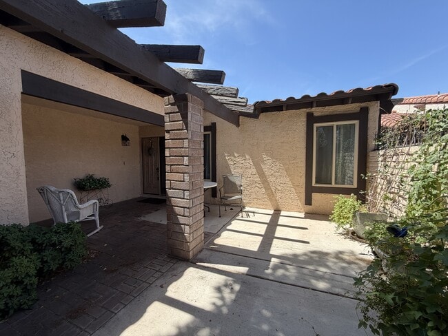 Building Photo - 2212 Plaza Del Prado