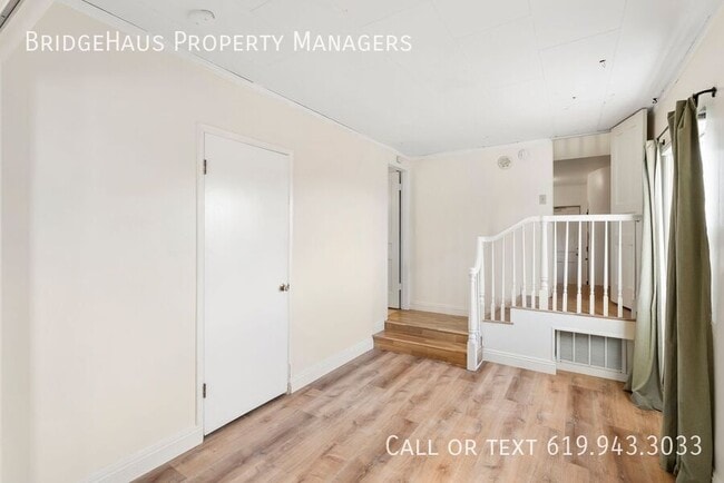 Building Photo - 4739 Hillcrest Ave