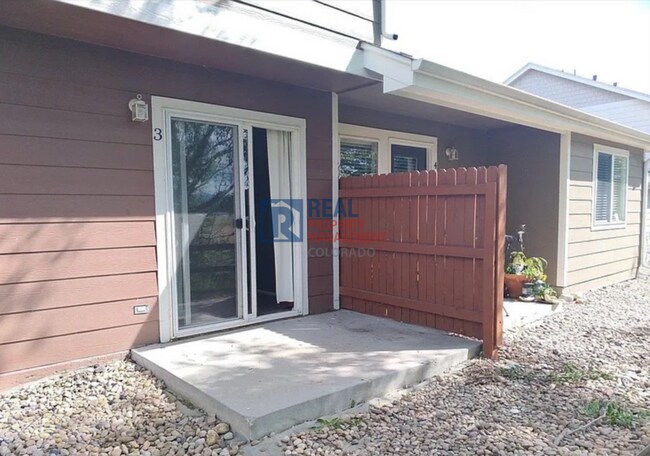 Building Photo - 6827 Autumn Ridge Dr